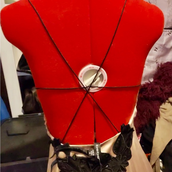 Bebe Ember Bust Fitted golden dress 👗 - Picture 2 of 2